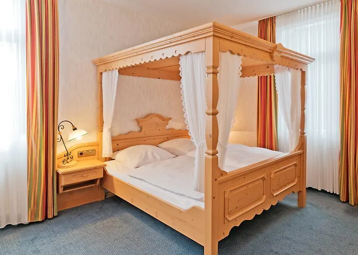 Bergischer Hof Pensjonat 3*