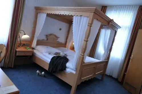 Pensjonat Bergischer Hof 3*